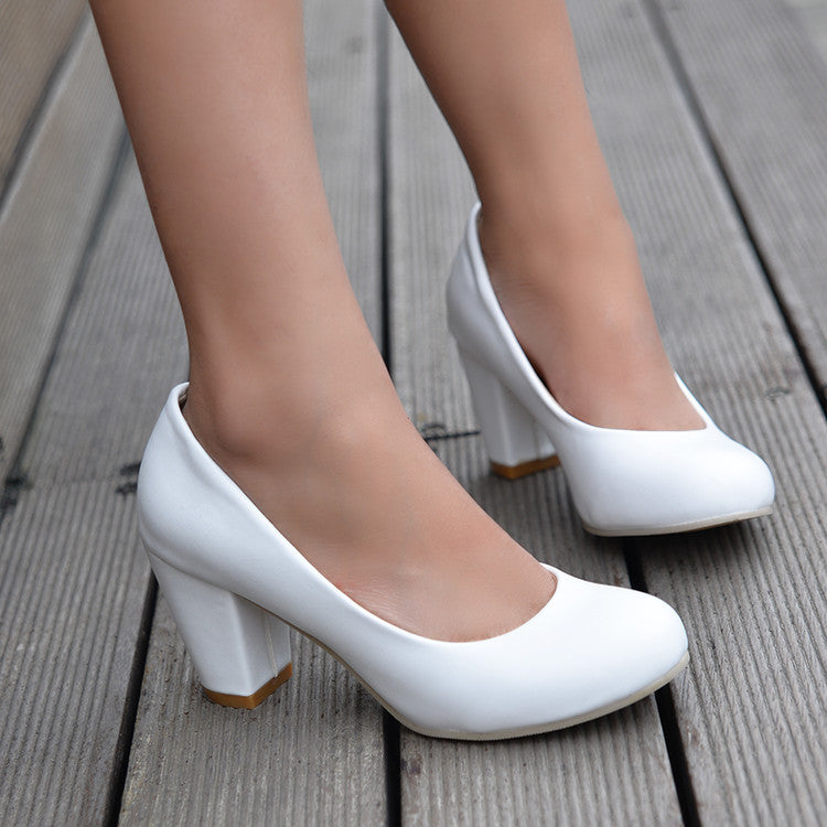 Daily Round Toe Chunky Heel Pumps - Image 9